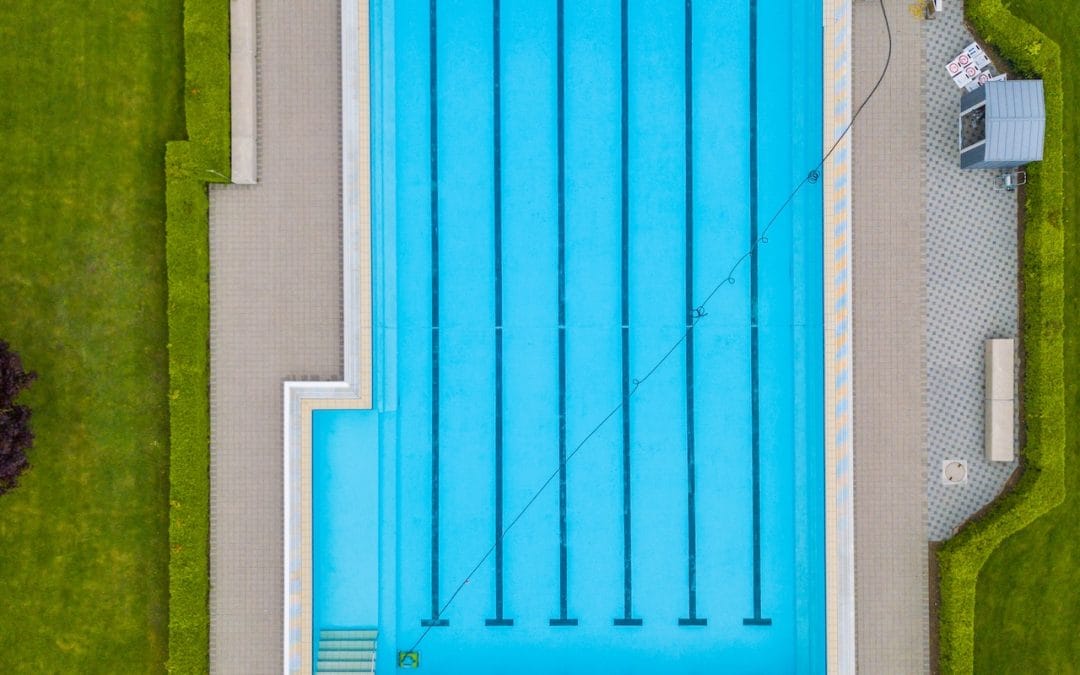 What to Look for in a Commercial Pool Contractor